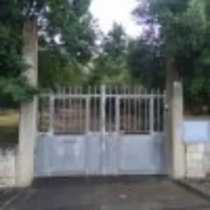 Տուն Վաճառվում է 09090 Gonnoscodina (Or) IT